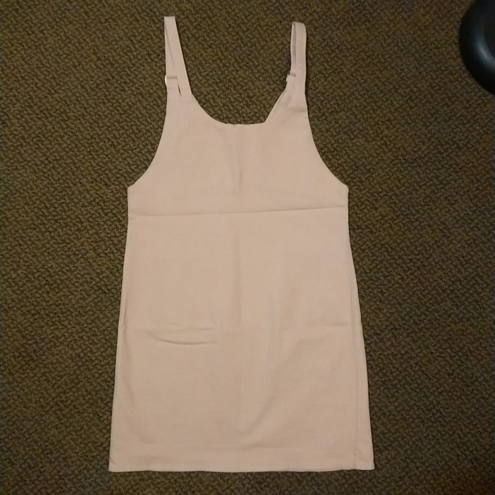 Light Pink Dress - Picture 4 of 12